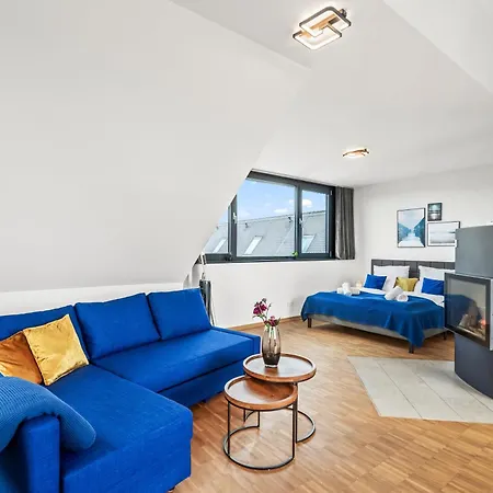 Apartment Dnd Design Loft I 170qm I Parken I Balkon I Workstation I Netflix I Kaffee I Waschmaschine I Trockner I Xbox I Ausblick Würzburg