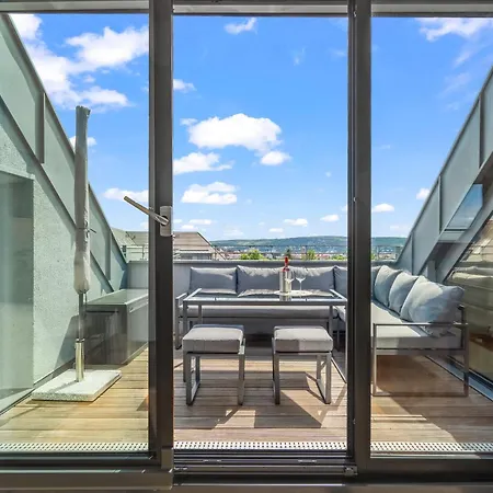 Dnd Design Loft I 170qm I Parken I Balkon I Workstation I Netflix I Kaffee I Waschmaschine I Trockner I Xbox I Ausblick