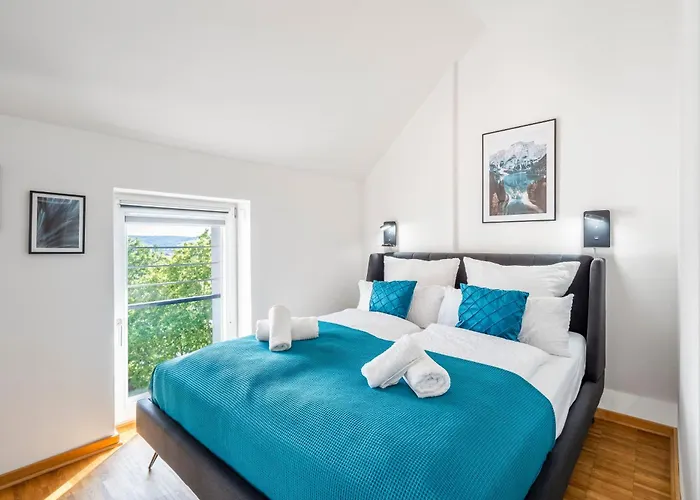 Dnd Design Loft I 170qm I Parken I Balkon I Workstation I Netflix I Kaffee I Waschmaschine I Trockner I Xbox I Ausblick * Würzburg
