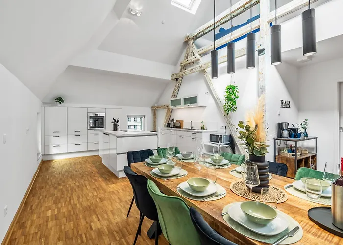 Apartment Dnd Design Loft I 170qm I Parken I Balkon I Workstation I Netflix I Kaffee I Waschmaschine I Trockner I Xbox I Ausblick Würzburg