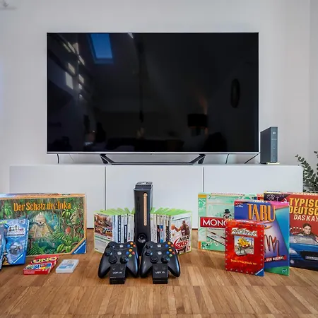Dnd Design Loft I 170qm I Parken I Balkon I Workstation I Netflix I Kaffee I Waschmaschine I Trockner I Xbox I Ausblick * 뷔르츠부르크