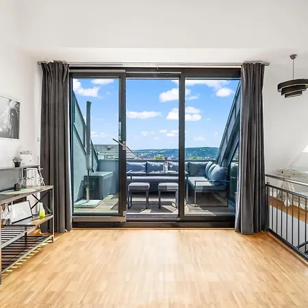 Dnd Design Loft I 170qm I Parken I Balkon I Workstation I Netflix I Kaffee I Waschmaschine I Trockner I Xbox I Ausblick *